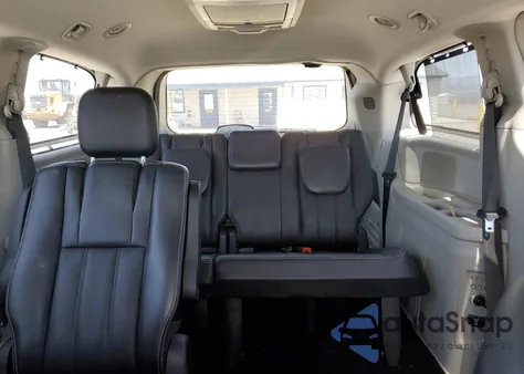 2011 Chrysler Town & Country Touring L z USA, uszkodzony, nr VIN 2A4RR8DG3BR746710